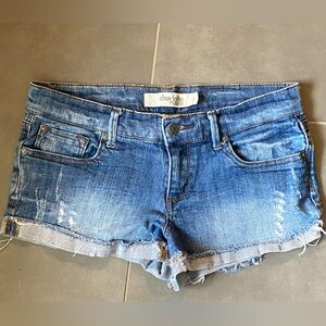 Short jean shorts